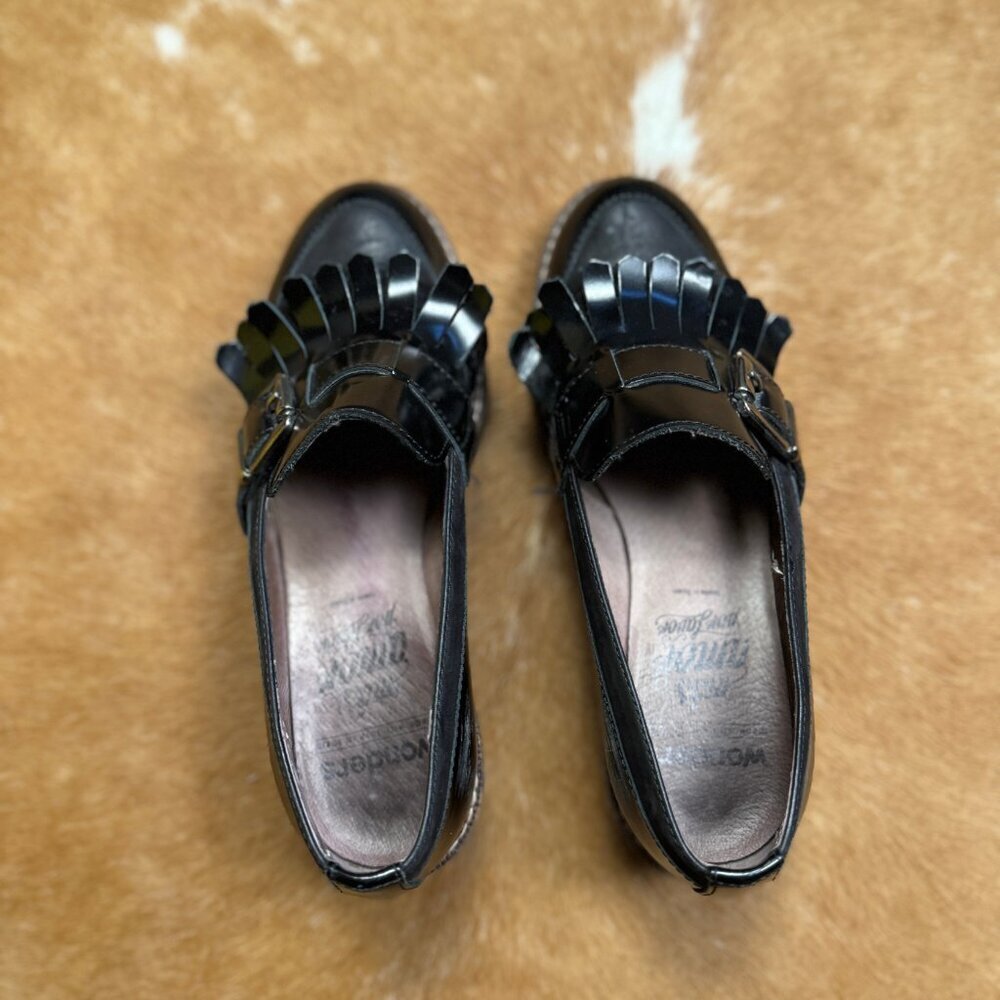 Wonders Black Leather Fringe Loafers Women’s Size 36 Chunky Sole Lug Heel - Picture 3 of 9
